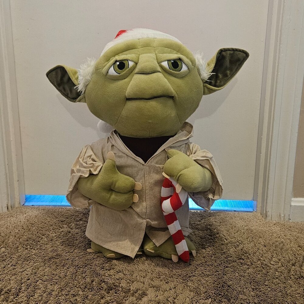 Star Wars 21" Holiday Outdoor/Indoor Porch Door Greeters (Yoda)